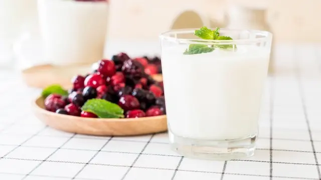 Greek Yogurt dan Susu: Kalsium Tinggi untuk Relaksasi Otot