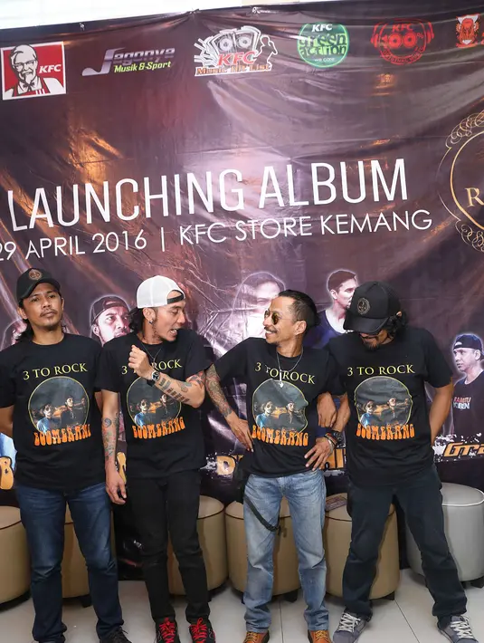Grup rock Boomerang ini menyambut senang kala diajak membuat album kompilasi. (Nurwahyunan/Bintang.com)