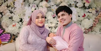Sepulangnya dari rumah sakit, Atta dan Aurel sudah rupanya sudah menyiapkan dekorasi penyambutan untuk buah hati. (Instagram/aurelie.hermansyah).