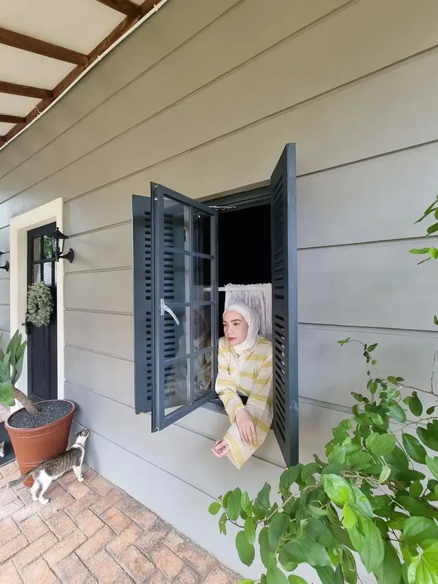 7 Potret Terbaru Rumah Arya Saloka Usai Renovasi, Tampil Mewah dengan Gaya Farmhouse
