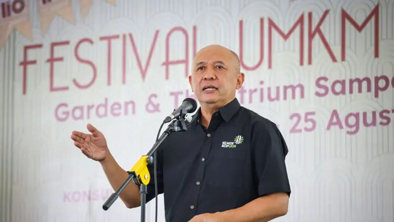 Menteri Koperasi dan UKM Teten Masduki dalam acara Opening Ceremony Festival UMKM Sampoerna, di Jakarta. (Dok KemenkopUKM)