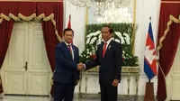 Presiden Joko Widodo atau Jokowi menggelar pertemuan bilateral dengan Perdana Menteri (PM) Kamboja Hun Manet di Istana Merdeka Jakarta, Senin (4/9/2022). (Liputan6.com/Lizsa Egeham)