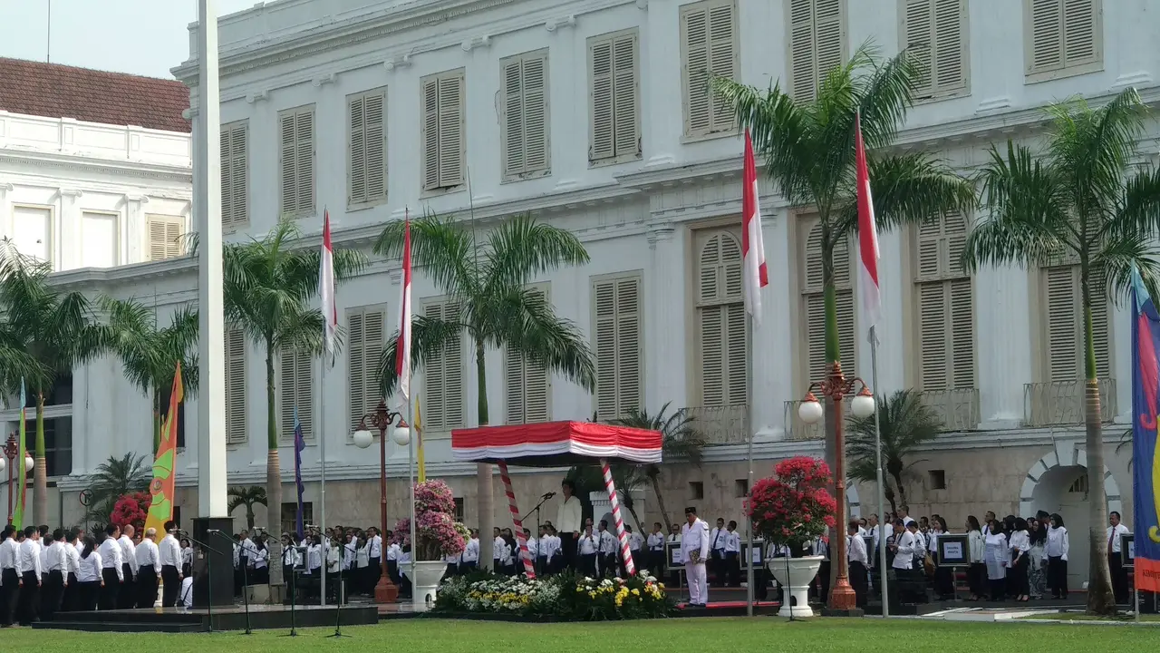 Kementerian Keuangan memperingati Hari Oeang ke-72 dengan menggelar upacara di Lapangan Kementerian Keuangan, Jakarta, Selasa (30/10/2018).