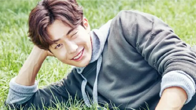 [Bintang] Nam Joo Hyuk, Aktor Tampan yang Berhati Mulia