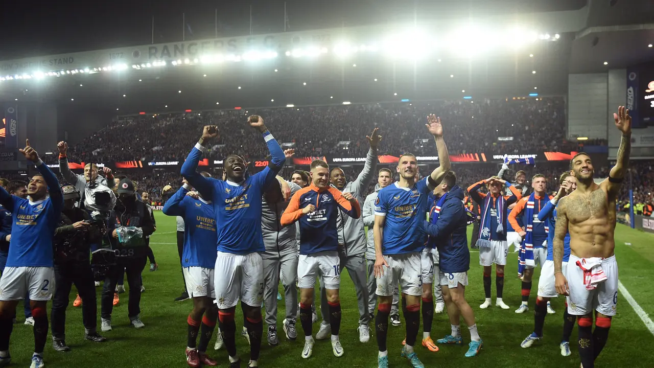 Selebrasi Pemain Rangers usai lolos ke final Liga Europa