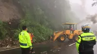 Jalur Puncak Kembali Longsor, Pengendara Diimbau Hati-Hati