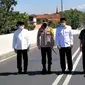 Gubernur Jawa Barat Ridwan Kamil meresmikan fly over atau jembatan layang di Jalan Jakarta, Kota Bandung, Jawa Barat, Kamis (22/4/2021). (Foto: Liputan6.com/Huyogo Simbolon)
