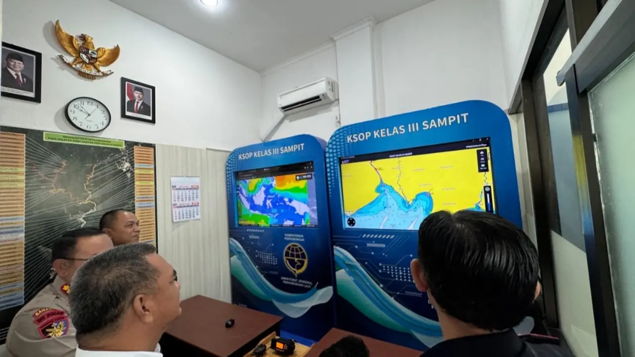 Awasi Pergerakan Kapal, Pelabuhan Sampit Gunakan Teknologi AIS dan CCTV