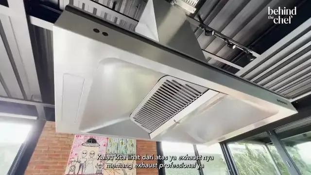 Potret dapur rumah Chef Juna (Sumber: YouTube/Behind the Chef by Chef Degan)