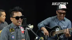 Berbekal kecintaan yang besar terhadap Vespa dan musik Punk, lahir band Vespunk yang siap menggebrak industri musik Tanah Air. Simak di AKUSTIK PLUS.