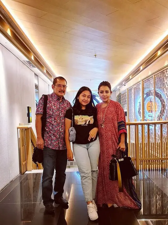 Mayangsari dan Bambang Trihatmodjo