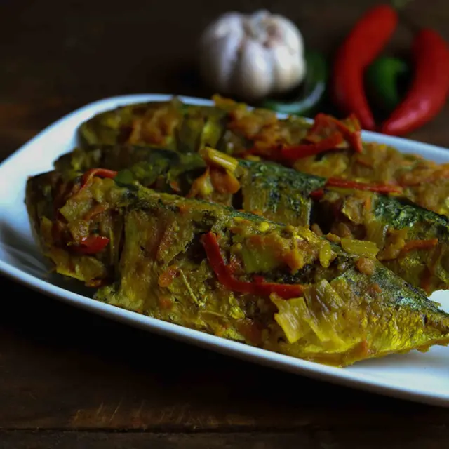 Resep Cara Membuat Pesmol Ikan Kembung Bumbu Kuning Lifestyle Fimela Com