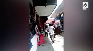 Kericuhan terjadi di Rutan 1A Solo. Agar suasana semakin kondusif, polisi terpaksa memindahkan beberapa napi ke Semarang.