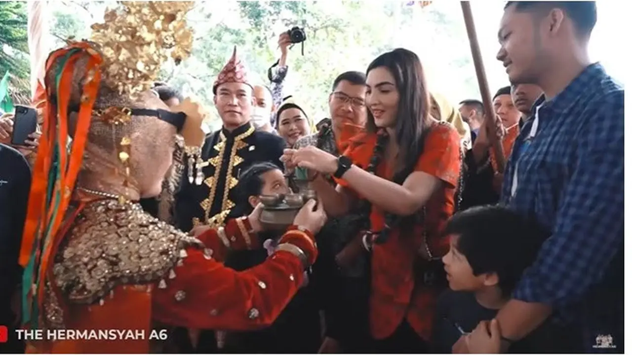 Cucu Pahlawan Nasional, Ini 7 Potret Ashanty Dinobatkan Jadi Duta di Bengkulu