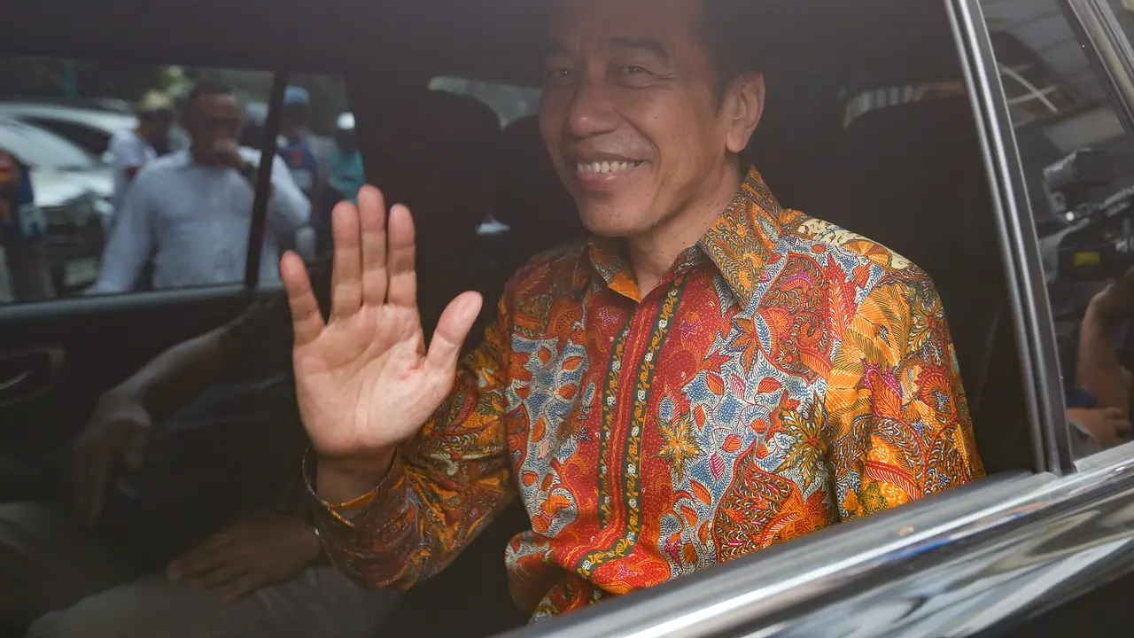 Datangi Polda Metro Jaya, Jokowi Laporkan Tuduhan Ijazah Palsu