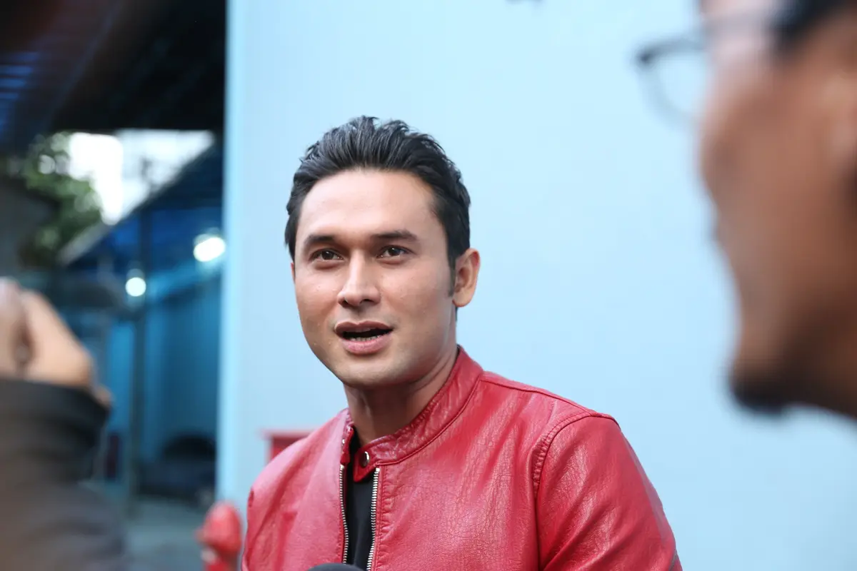 [Bintang] Indra L Bruggman