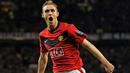 Darren Fletcher. Gelandang asli Akademi Manchester United ini mulai masuk skuat senior pada musim 2002/2003. Total 12,5 musim bersama Manchester United, ia tampil dalam 342 laga dengan mencetak 24 gol. Ia dilepas gratis ke WBA pada 2015 saat kontraknya berakhir. (Foto: AFP/Andrew Yates)