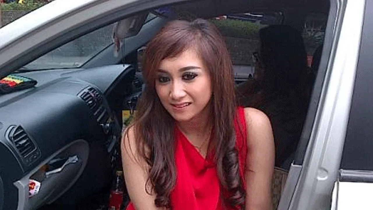 Sefty Sanustika