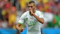 Islam Slimani menjadi pencetak gol terbanyak, yaitu tujuh gol untuk Aljazair di Kualfikasi Piala Dunia 2022 zona Afrika. Pemain yang sekaligus tercatat menjadi top skor sepanjang masa di negaranya ini, menjadi modal penting untuk perebutan tiket play-off Piala Dunia 2022. (AFP/Jung Yeon-Je)