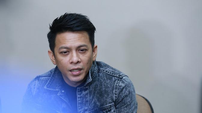  Foto  Rambut  Ariel Noah Terbaru foto  candid kekinian