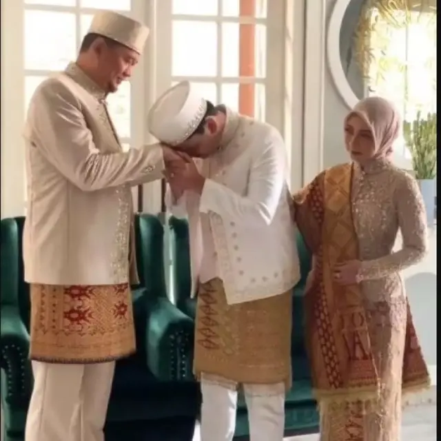 Pernikahan Anak Cak Lontong Ketua Timses Pemenanhan Pramono Anung-Rano Karno, Digelar dengan Adat Jawa dan Minang