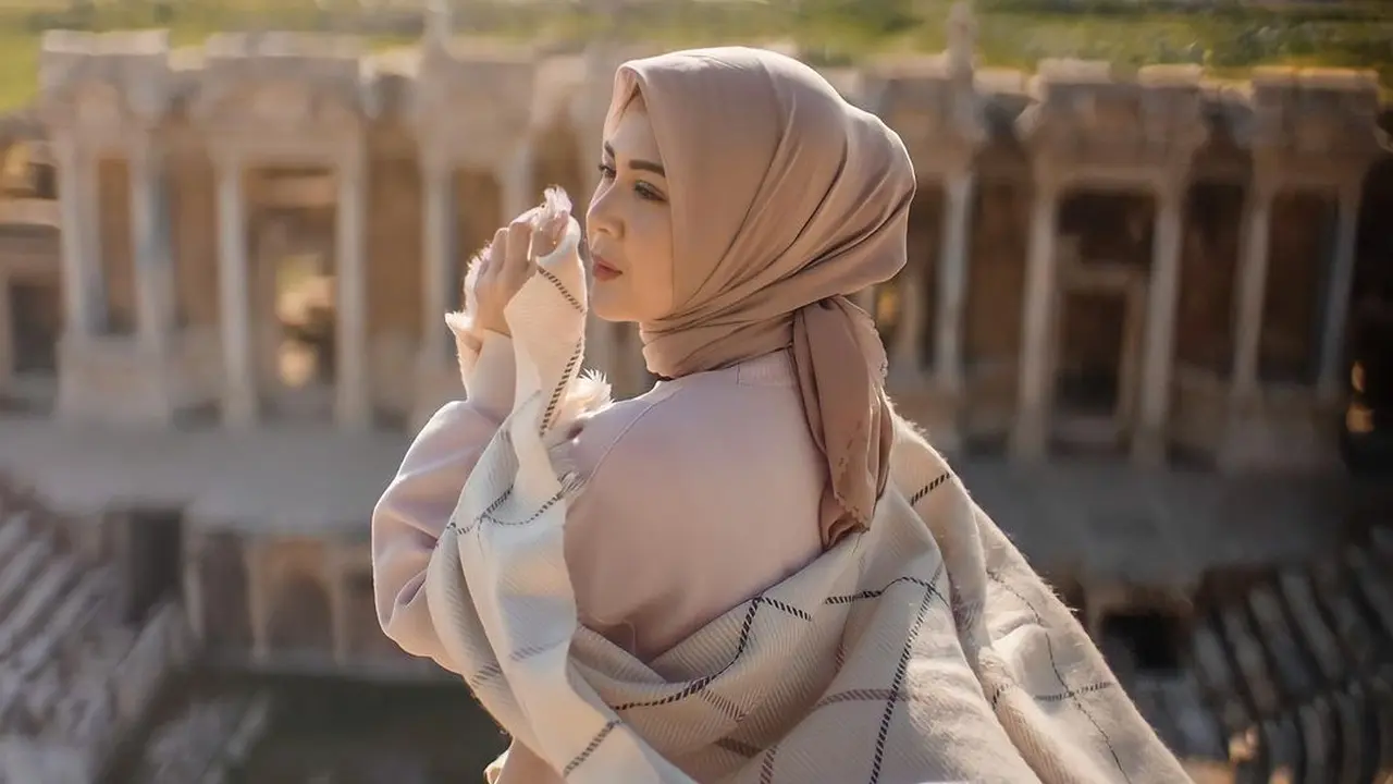 7 Potret Liburan Kesha Ratuliu dan Suami di Turki, Jadi Honeymoon Kedua