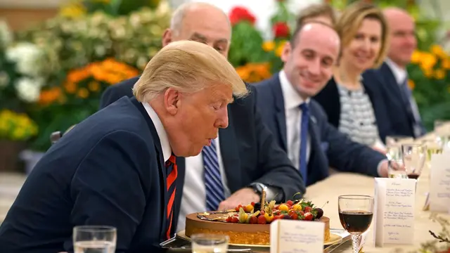 Kue Ulang Tahun untuk Donald Trump Sebelum Bertemu Kim Jong-un