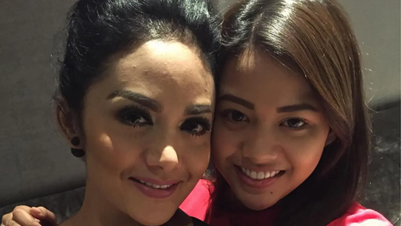 Krisdayanti dan Aurel Hermansyah