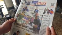 Porsi pemberitaan media lokal Kamboja, Khamer Times, hanya sedikit menyinggung Piala AFF U-22 2019. (Bola.com/Zulfirdaus Harahap)