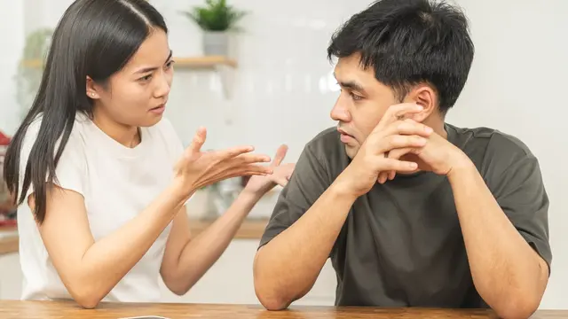 Perempuan Wajib Tahu, Ini 4 Hal yang Pantang Dilakukan Jika Nggak Mau Pasangan Berselingkuh