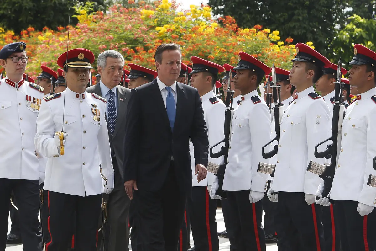 20150729-Begini Penyambutan PM Inggris David Cameron Saat Kunjungi Singapura 2