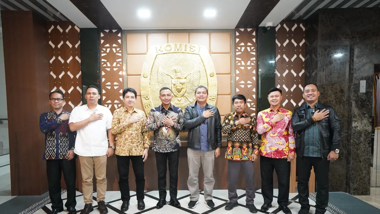 Komisi Pemilihan Umum (KPU) DKI Jakarta telah menerima persyaratan dokumen dari bakal pasangan calon Dharma Pongrekun dan Kun Wardana untuk maju melalui jalur perseorangan pada pemilihan gubernur dan wakil gubernur DKI Jakarta 2024 (Istimewa)