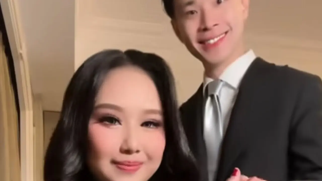 Sisca Kohl bak Rapunzel Curi Perhatian di Pernikahan Adik Iparnya Jessica Jane