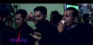 Seperti apa suasana dibalik layar konser dua Dekade Fiive Minutes, berikut videonya.