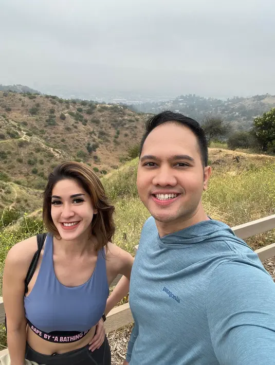 Elma Agustin dan Ihsan Fadhlur Rahman kerap pergi ke luar negeri ataupun tempat-tempat mewah. (FOTO: instagram.com/elmaaa_e/)