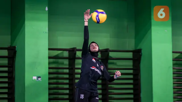 Foto: Yolla, Shella, hingga Hany Panaskan Mesin Jelang Laga Melawan Red Sparks di Fun Volleyball 2024