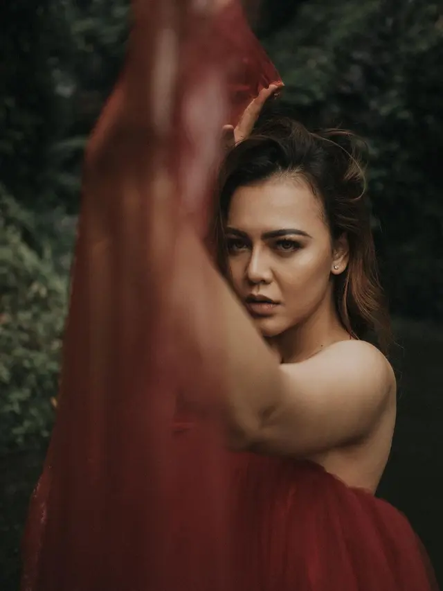 Alami KDRT dan Gugat Cerai Suami, Ini 6 Maternity Shoot Ratu Rizky Nabila