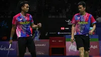 Enam wakil Indonesia telah bertanding pada sesi pagi hingga sore di hari kedua Turnamen Bulu Tangkis East Ventures Indonesia Open 2022 di Istora Senayan, Jakarta, Rabu (15/6/2022). Hasilnya, 3 wakil melangkah ke babak 16 besar, sementara 3 lainnya tersingkir di babak pertama, termasuk Gregoria Mariska Tunjung dan pasangan Mohammad Ahsan/Hendra Setiawan. (Bola.com/Bagaskara Lazuardi)