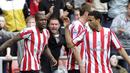 Sunderland&#039;s Djibril Cisse celebrates scoring against Hull City during an English FA Premier League match at Stadium of Light, England, on April 18, 2009. AFP PHOTO/GRAHAM STUART