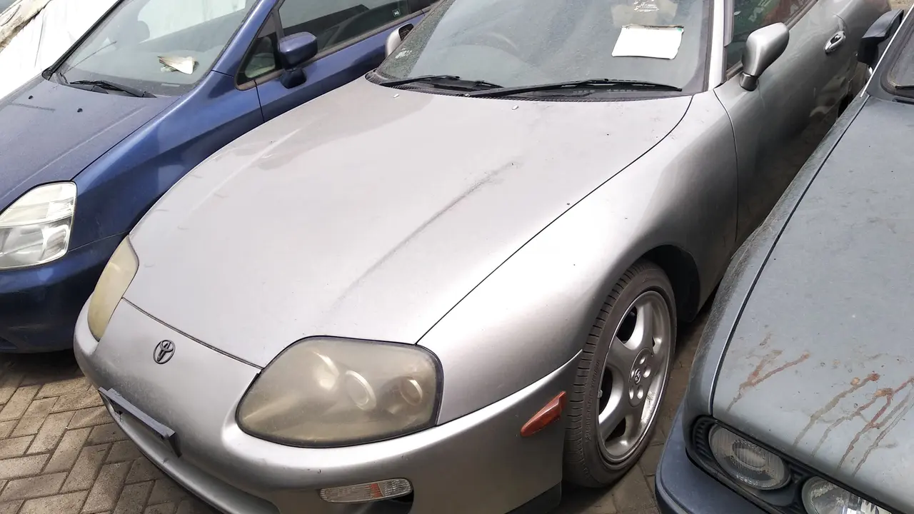 Bea Cukai Lelang Toyota Supra RZ-S Langka (Ist)