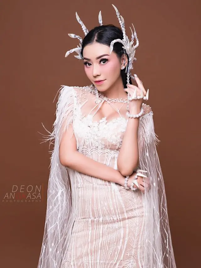 Mengaku Punya Mahkota Ajaib, Ini 7 Potret Baby Sexyola