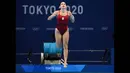 Pertandingan nomor loncat indah putri di Olimpiade terlihat sedikit aneh setelah atlet Kanada Pamela Ware gagal saat terpeleset saat akan melompat. (Foto: AFP/Oli Scarff)