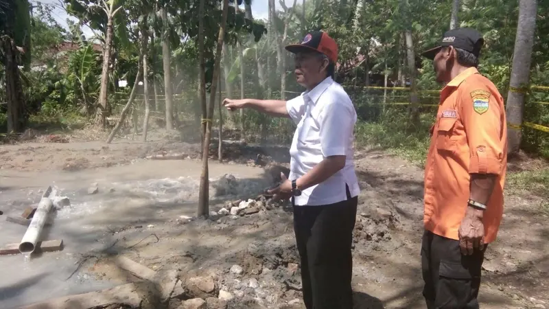 Semburan Lumpur Panas Tasikmalaya Berbau Belerang, Bahayakah?