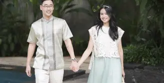 Penampilan Publik Figure Tanah Air Kenakan Baju Lebaran Warna Hijau Sage, credit: Instagram @maudyayunda