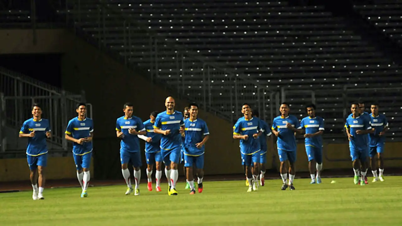timnas-latihan-130903b.jpg