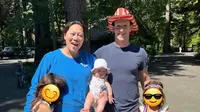 Mark Zuckerberg merayakan Fourth of July bersama dengan keluarganya. (Foto: Facebook Mark Zuckerberg).