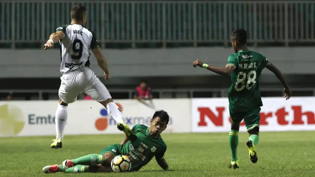 PSMS Medan Vs PS Tira