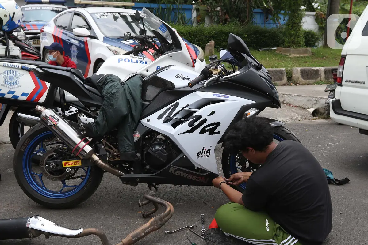 Razia Motor Berknalpot Bising, Pengendara Diwajibkan Ganti Knalpot