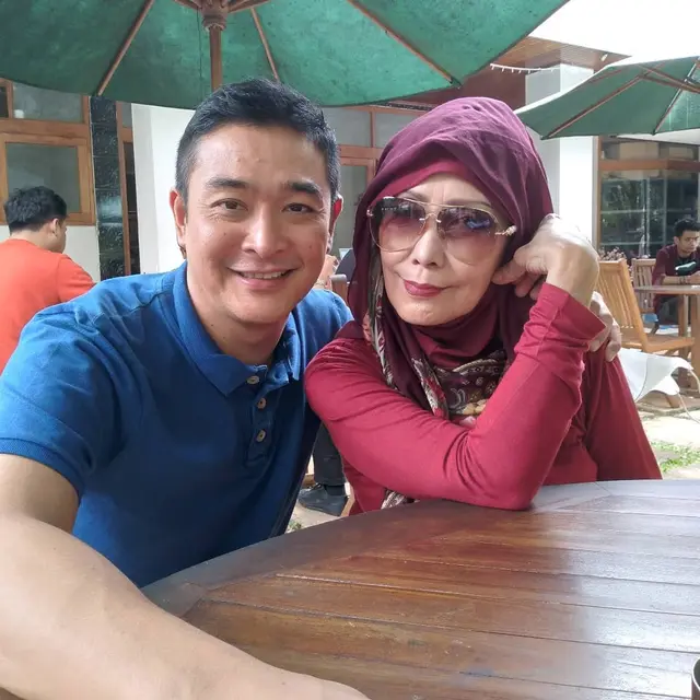 Tampil Awet Muda, Ini 7 Potret Terbaru Irgi Achmad Fahrezi Pemeran Lupus