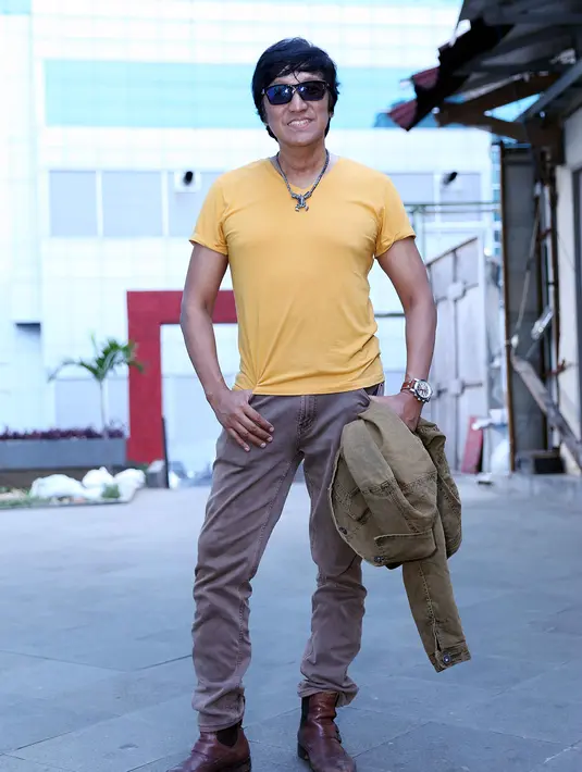 Sebagai orangtua, Ikang Fawzi juga membebaskan pada anak-anaknya soal pendamping hidupnya kelak.  Baginya, orangtua hanya bisa mendukung apa yang menjadi pilihan dari anak-anaknya. (Nurwahyunan/Bintang.com)